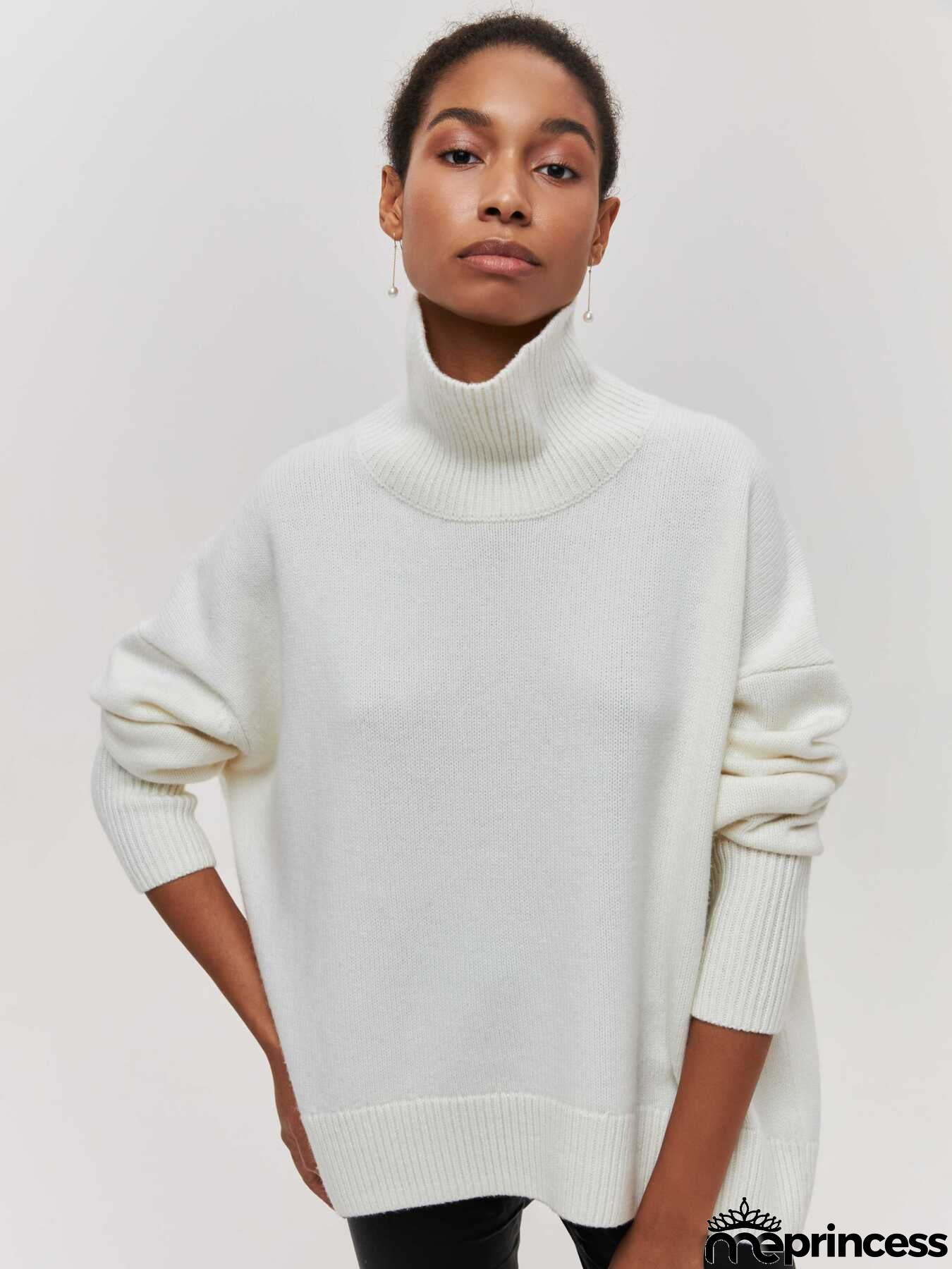 Fashionable and Minimalist general Sweater