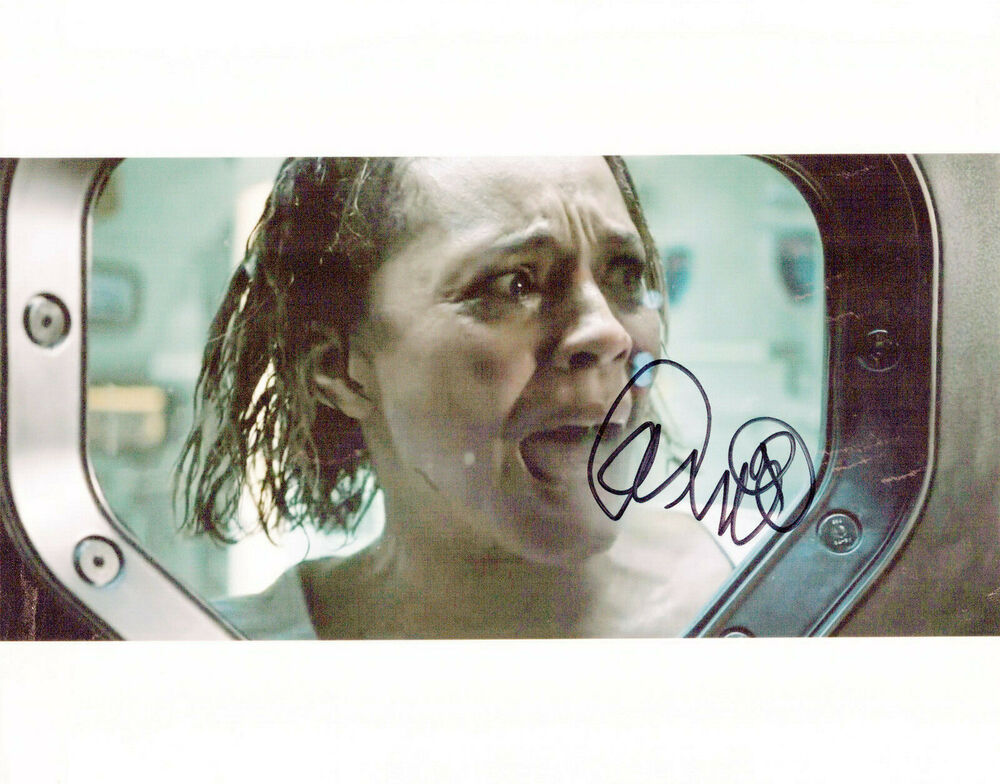 Carmen Ejojo Alien Covenant autographed Photo Poster painting signed 8x10 #1 Karine