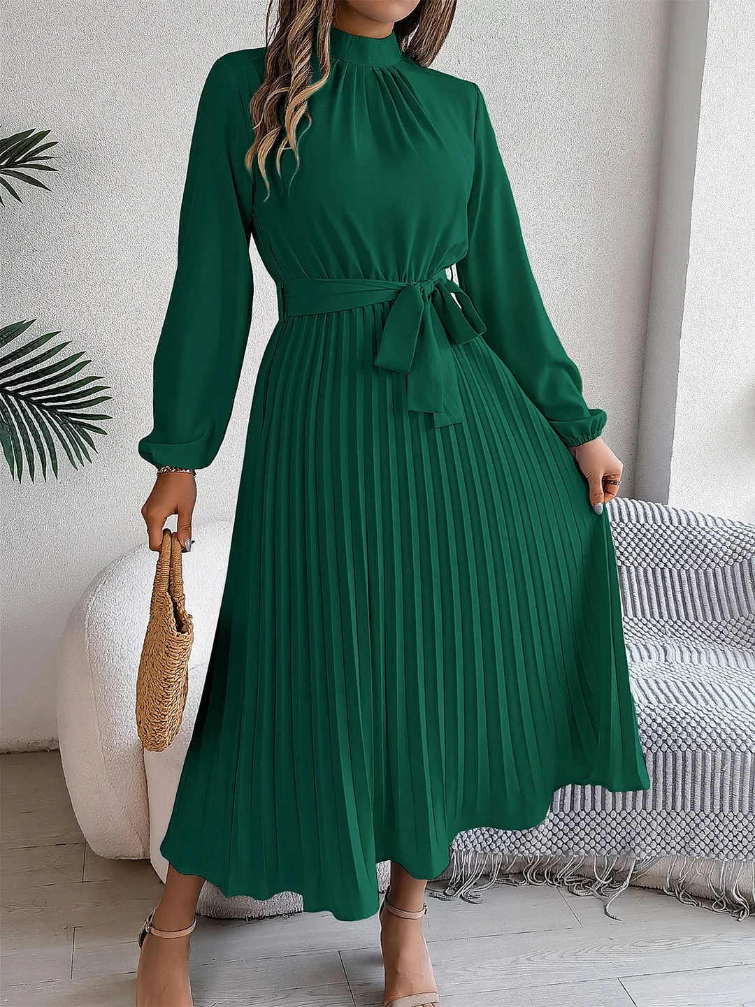 Women's Long Sleeve Scoop Neck Solid Color Lace-up Midi Dress