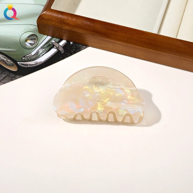 Women’s Minimalist Classic Style Solid Color PVC Hair Claws