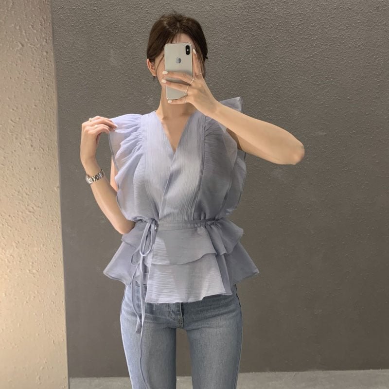 Korean Fashion Ruffled Chiffon Shirt Women Tops New Vintage Elegant Lace-up Slim Clothing V-neck Sleeveless Blouse Chic 14773