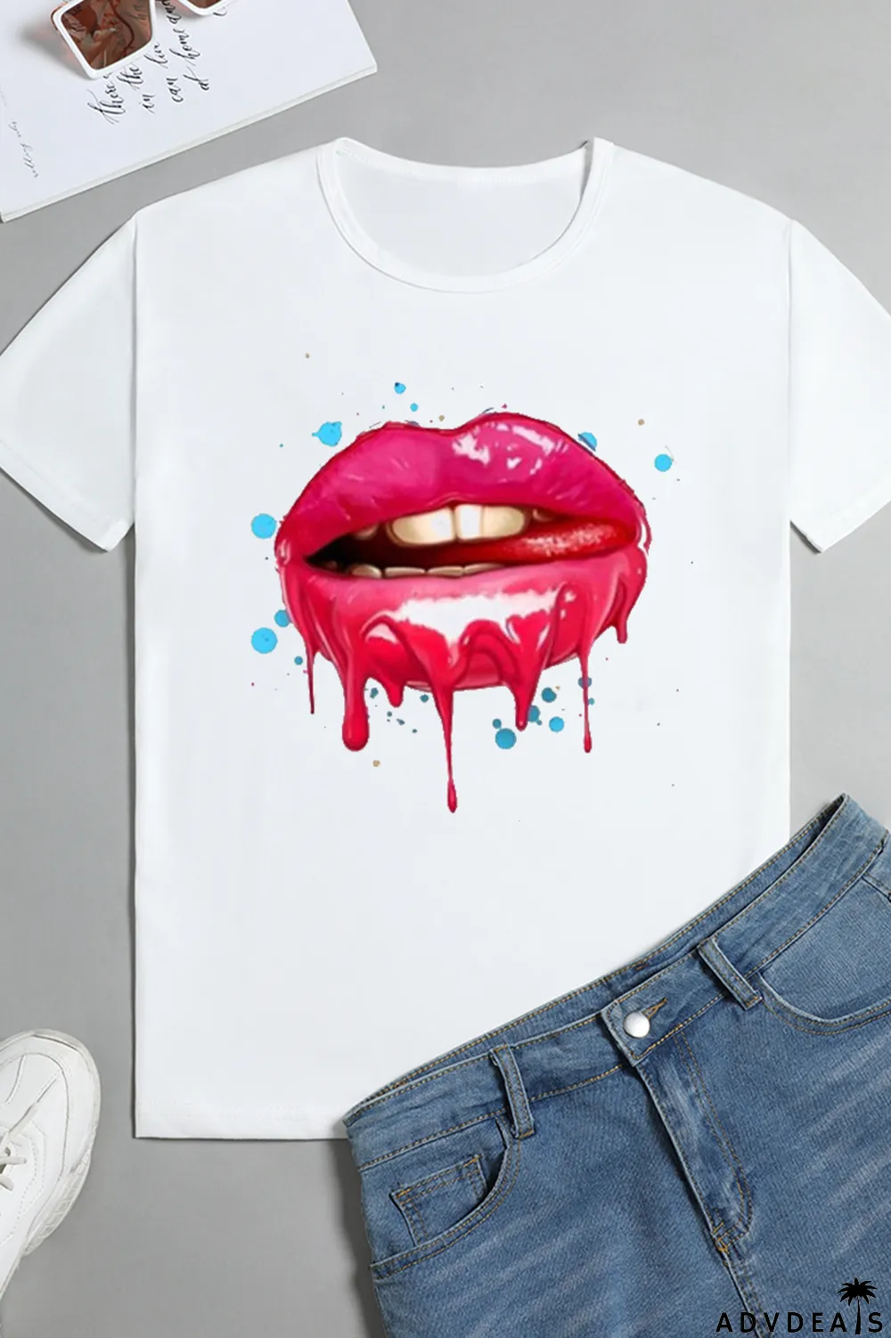 White Fashion Casual Lips Printed Split Joint O Neck T-Shirts