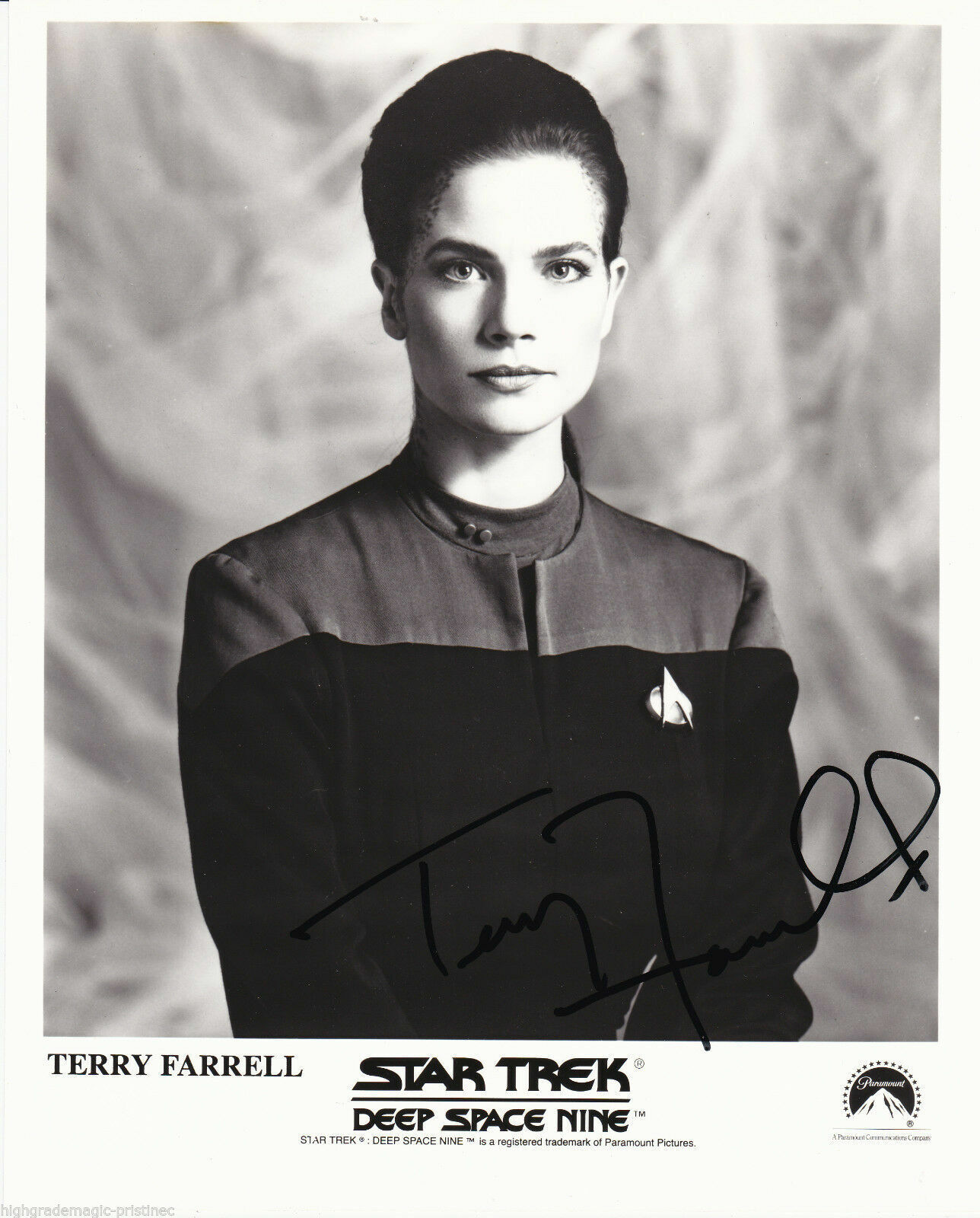 TERRY FARRELL AUTOGRAPHED SIGNED 8X10 PARAMOUNT PROMO DEEP SPACE NINE