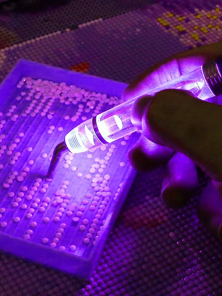 Diamond Painting Pen Diamond Art Drill Pen LED Light Multifunction for Beginners