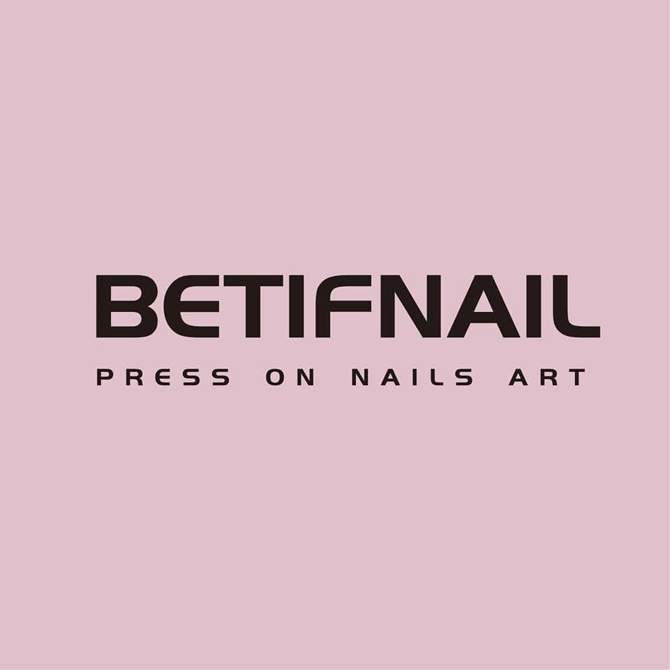 TIKTOK live Press on nails