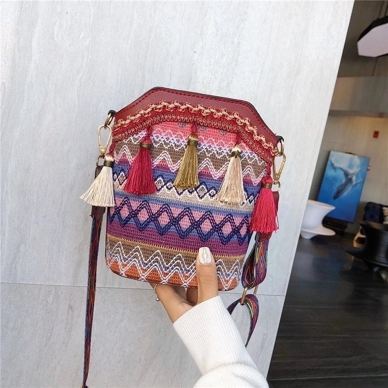 Women’s Small All Seasons Pu Leather Nylon Stripe Ethnic Style Tassel Bucket Zipper Shoulder Bag