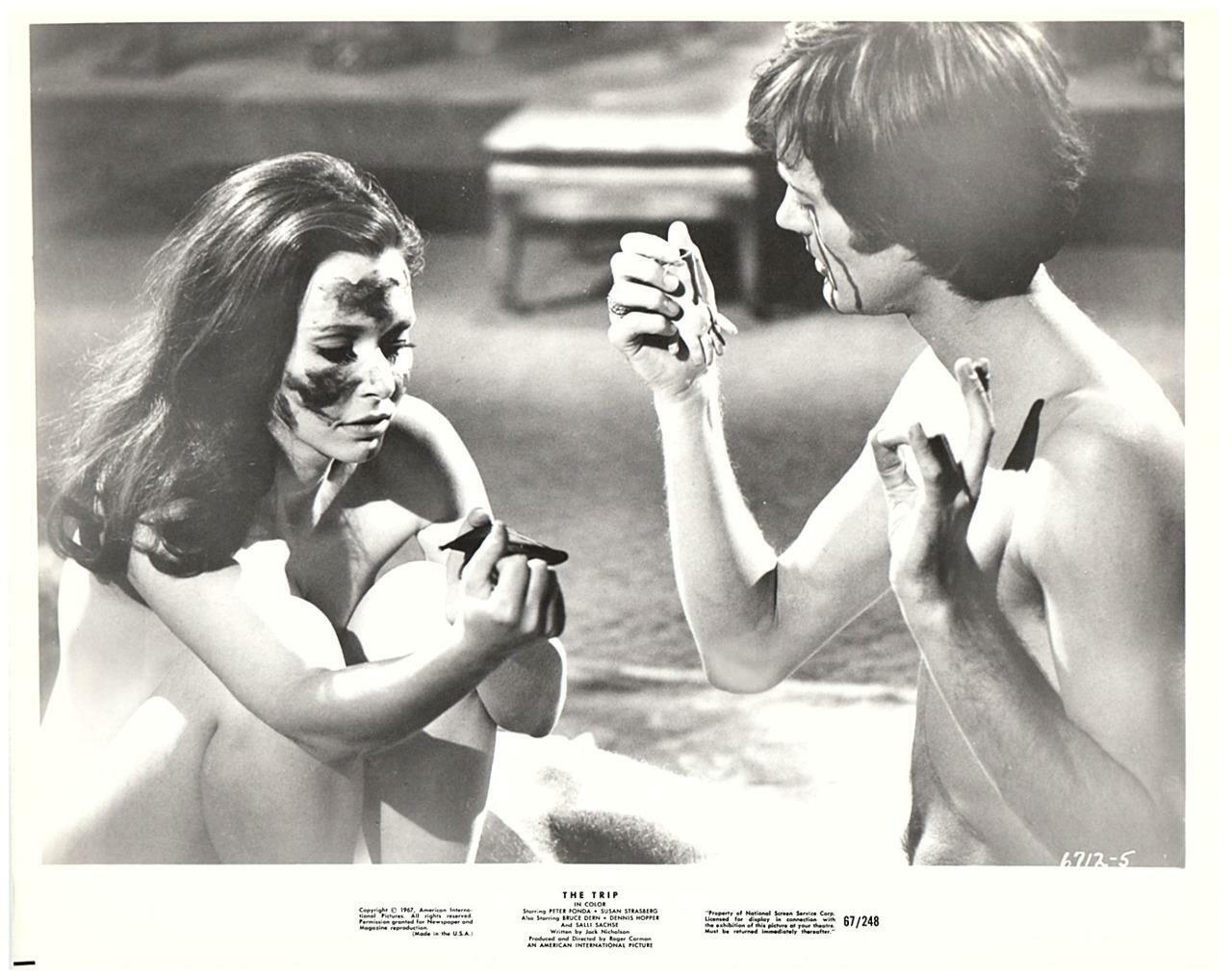 Peter Fonda and Susan Strasberg 8x10 Picture Photo Poster painting Gorgeous Celebrity #2