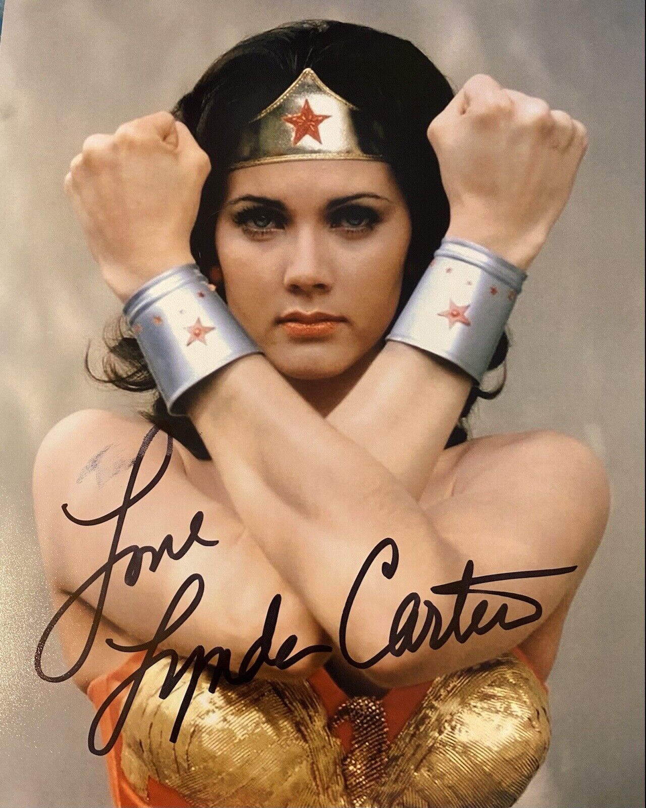 Wonder Woman Lynda Carter Signed Autographed Sexy 8x10 Color Photo Poster painting