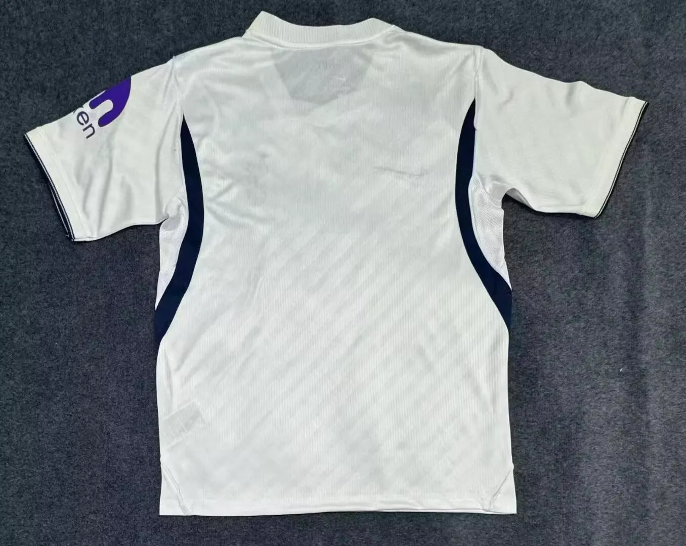 26/27 Tottenham Home Football Shirt Thai Quality