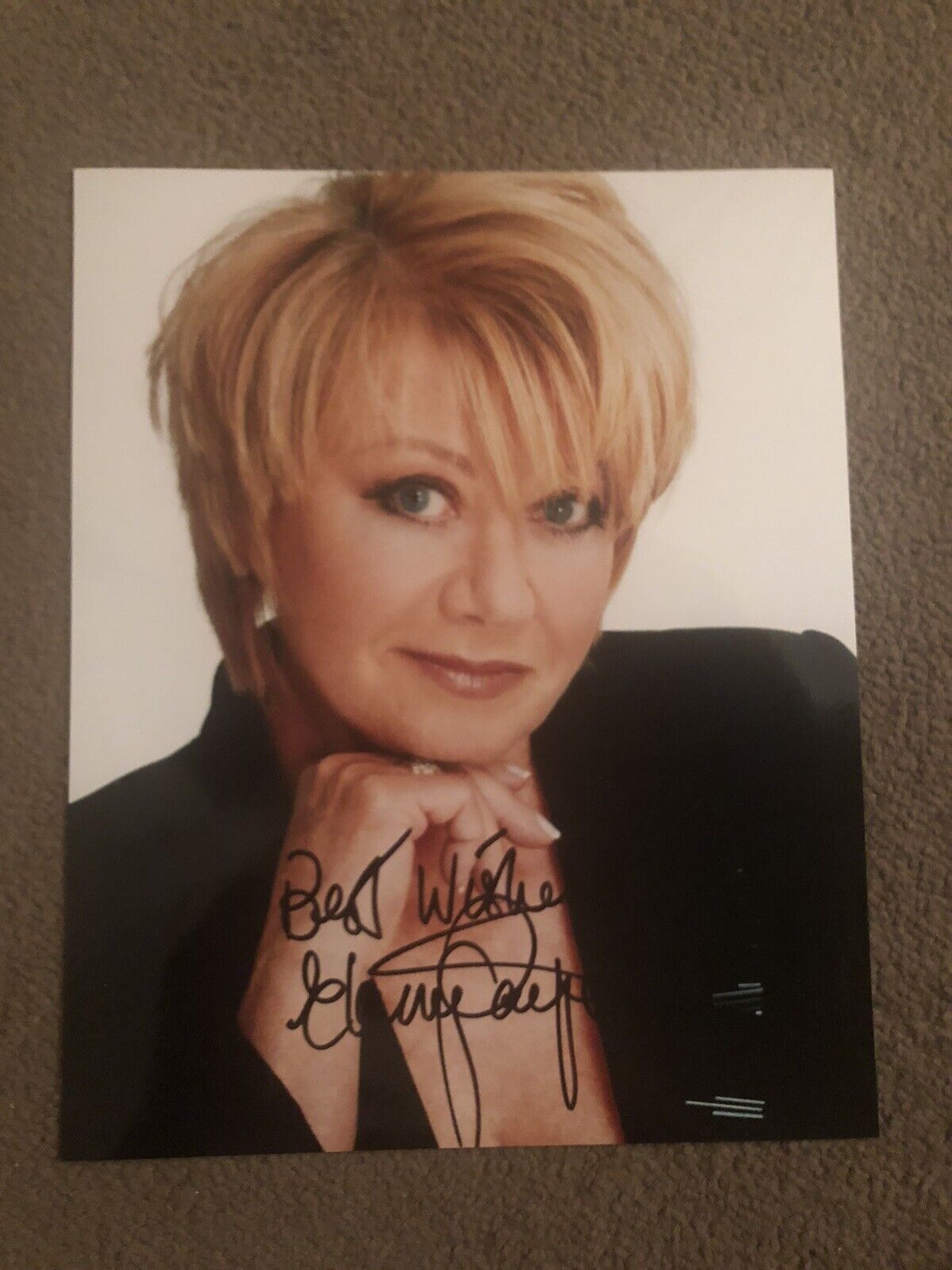 ELAINE PAIGE (SINGER) PRESIGNED Photo Poster painting- 10x8”