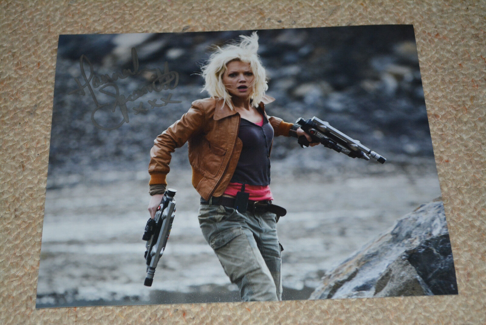 HANNAH SPEARRITT signed autograph In Person 8x10 PRIMEVAL