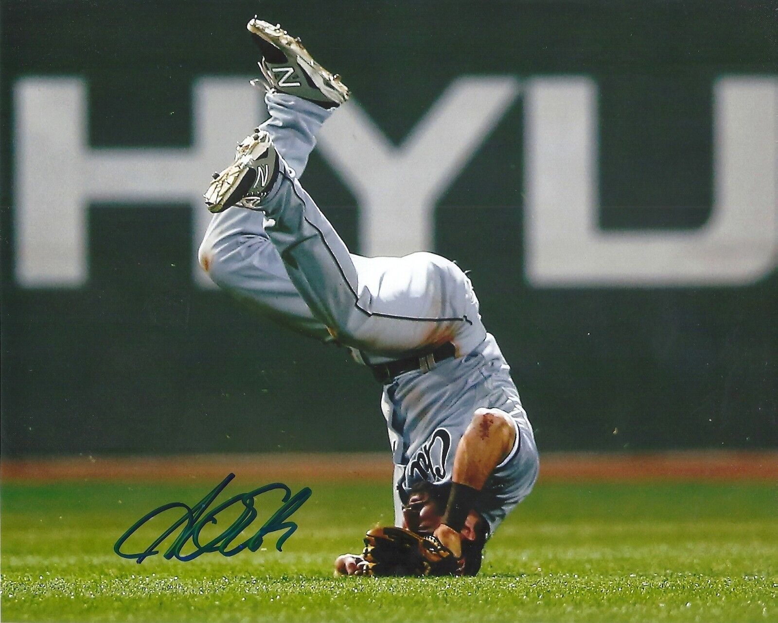 ADAM EATON 'CHICAGO WHITE SOX' OUTFIELDER SIGNED 8X10 PICTURE *COA 4