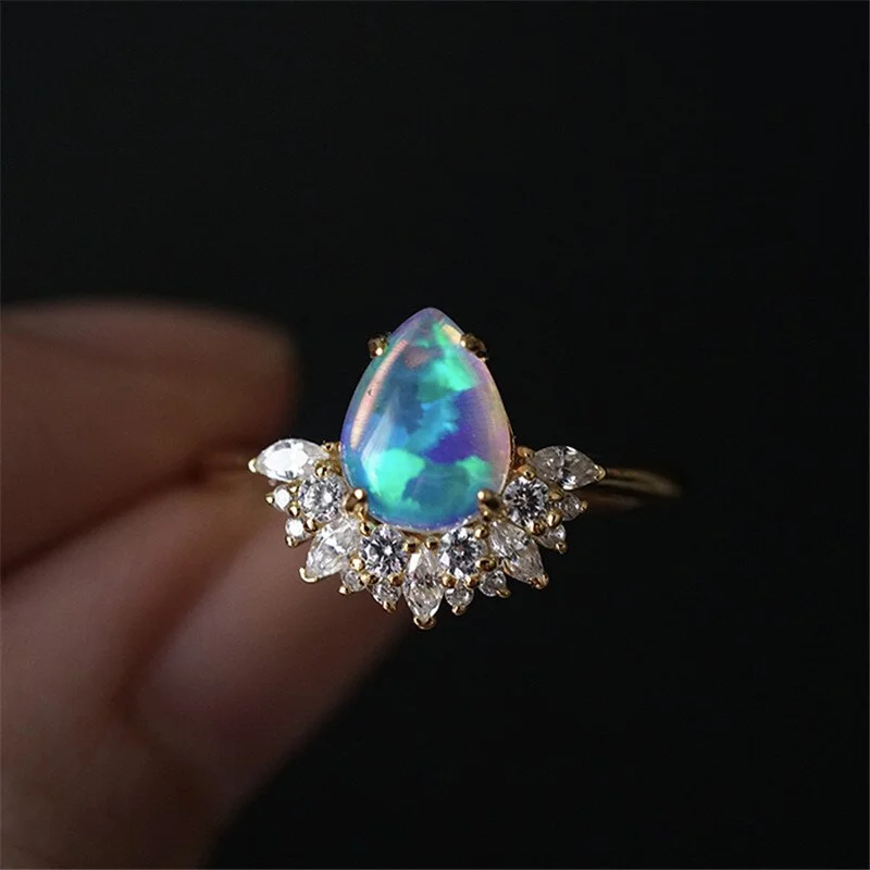 Luxury Female Water Drop Opal Ring Classic Gold Color Thin Engagement Ring Charm Crystal Crown Stone Wedding Rings For Women