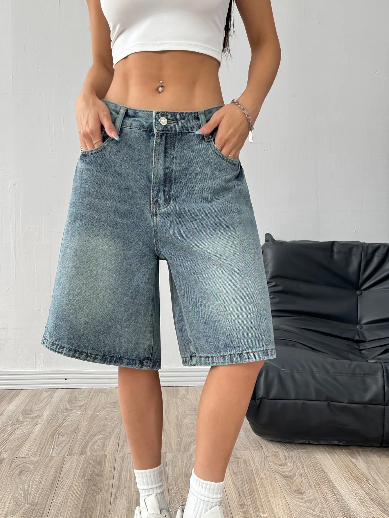 Women&rsquo;s Mid Waist Washed Straight Leg Denim Bermuda Shorts