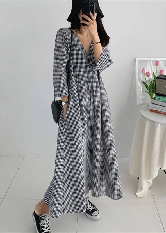 Organic V Neck Wrinkled Pockets Plaid Cotton Dresses Long Sleeve