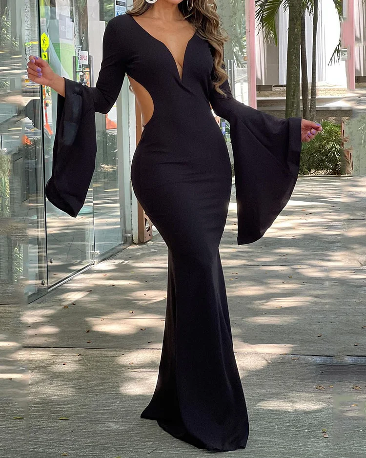 Fashion Sexy V-Neck Leaky Back Flared Long Sleeve Solid Color Dress Dress