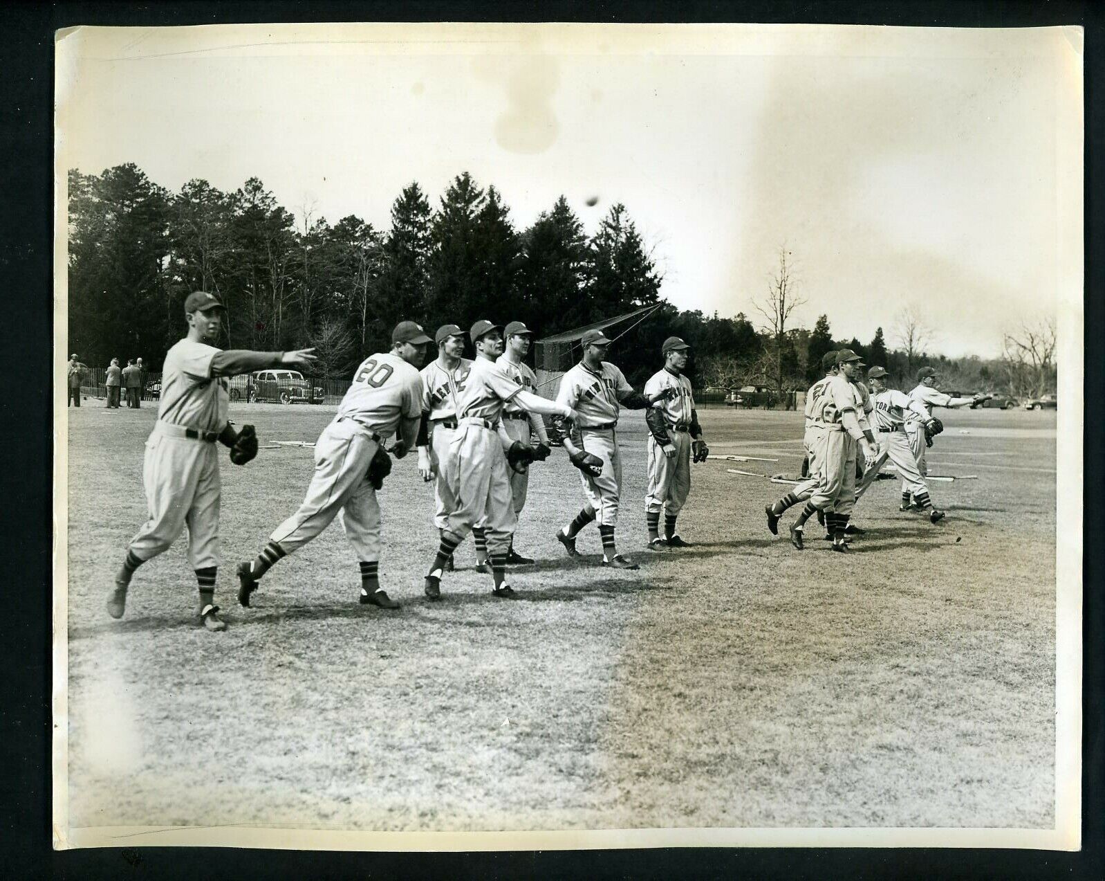 New York Giants pitchers warming up Spring 1943 Type 1 Press Photo Poster painting Lakewood NJ