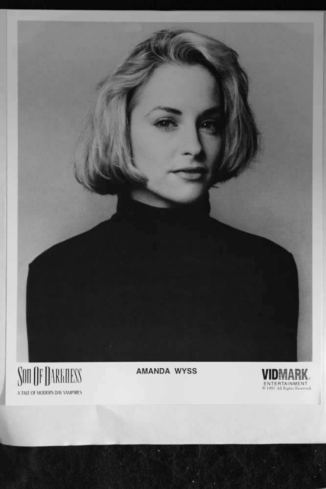 Amanda Wyss - 8x10 Headshot Photo Poster painting with Resume - NIGHTMARE ON ELM ST