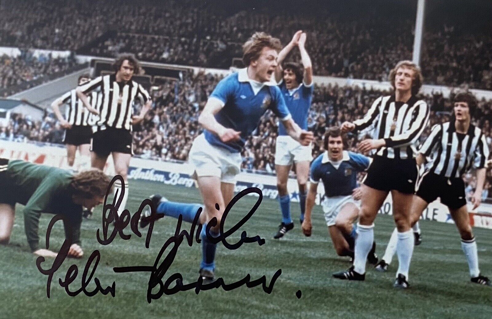 Peter Barnes Genuine Hand Signed Manchester City 6X4 Photo Poster painting