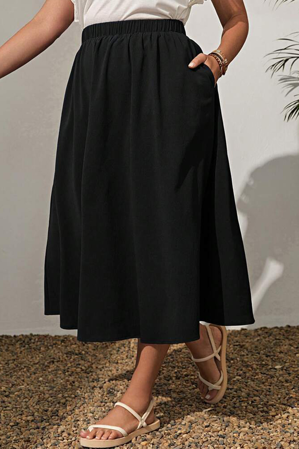 Plus Size Everyday Black Elastic Waist Pocket Midi Skirt 2024 - Flycurvy 