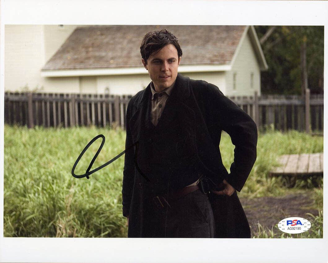 Casey Affleck SIGNED 8x10 Photo Poster painting Assassination Jesse James PSA/DNA AUTOGRAPHED