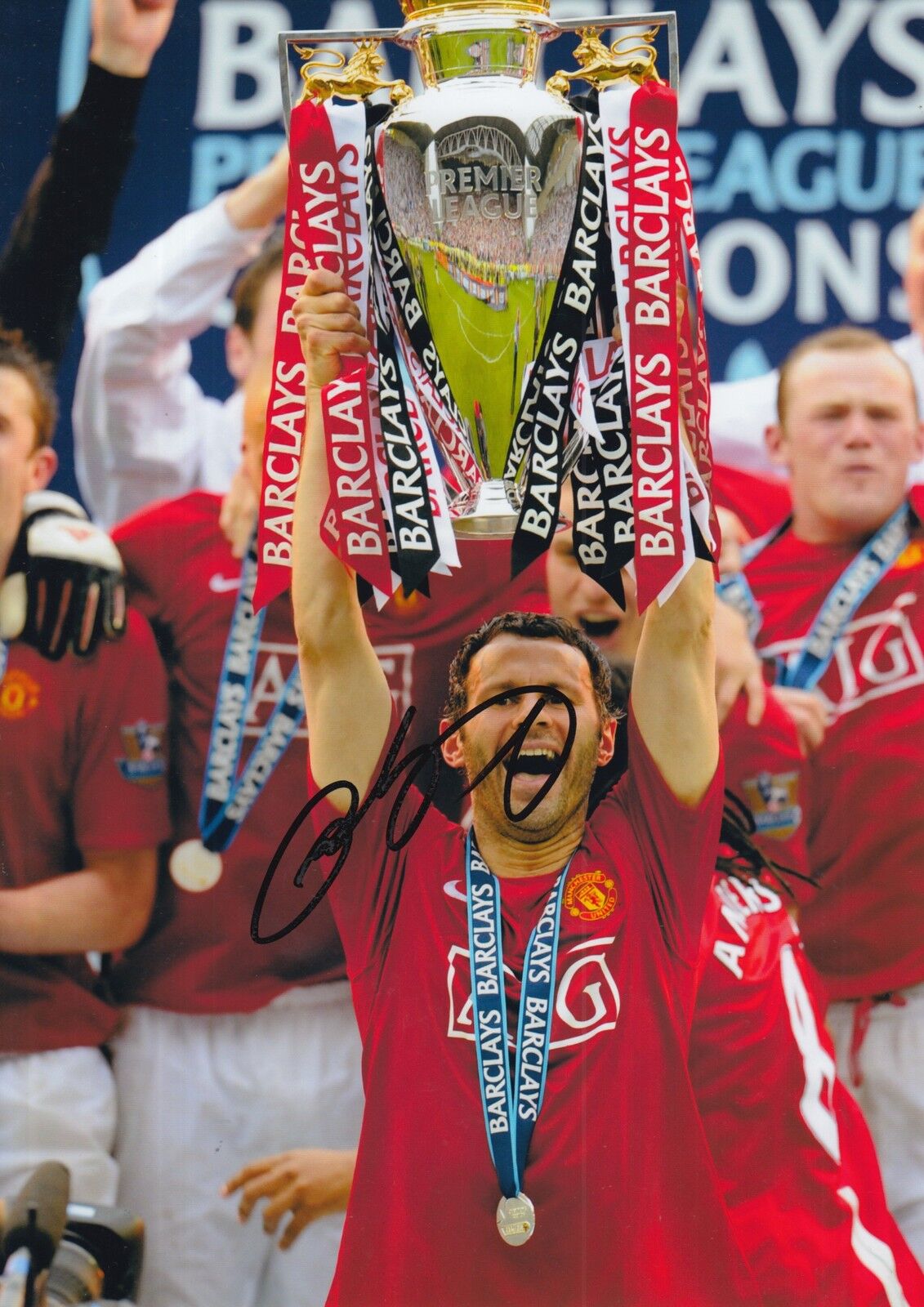 MANCHESTER UNITED HAND SIGNED RYAN GIGGS 12X8 Photo Poster painting.