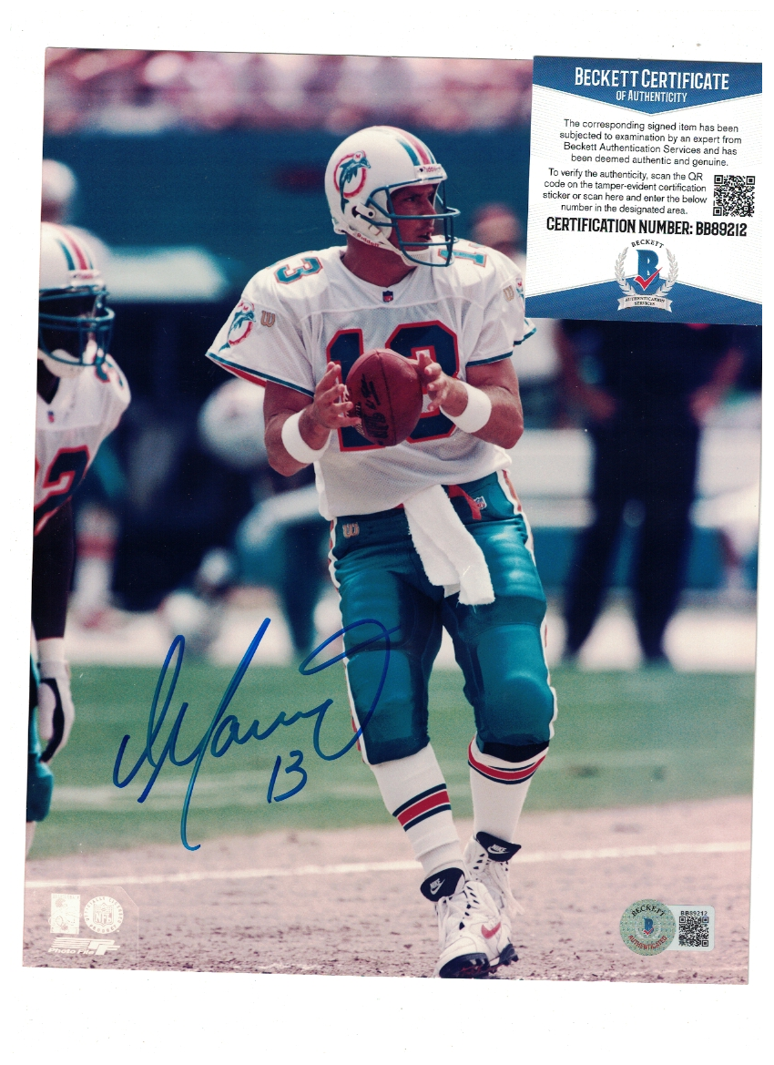 Dan Marino Miami Dolphins Signed 8x10 Photo Poster painting Beckett Certified FX52