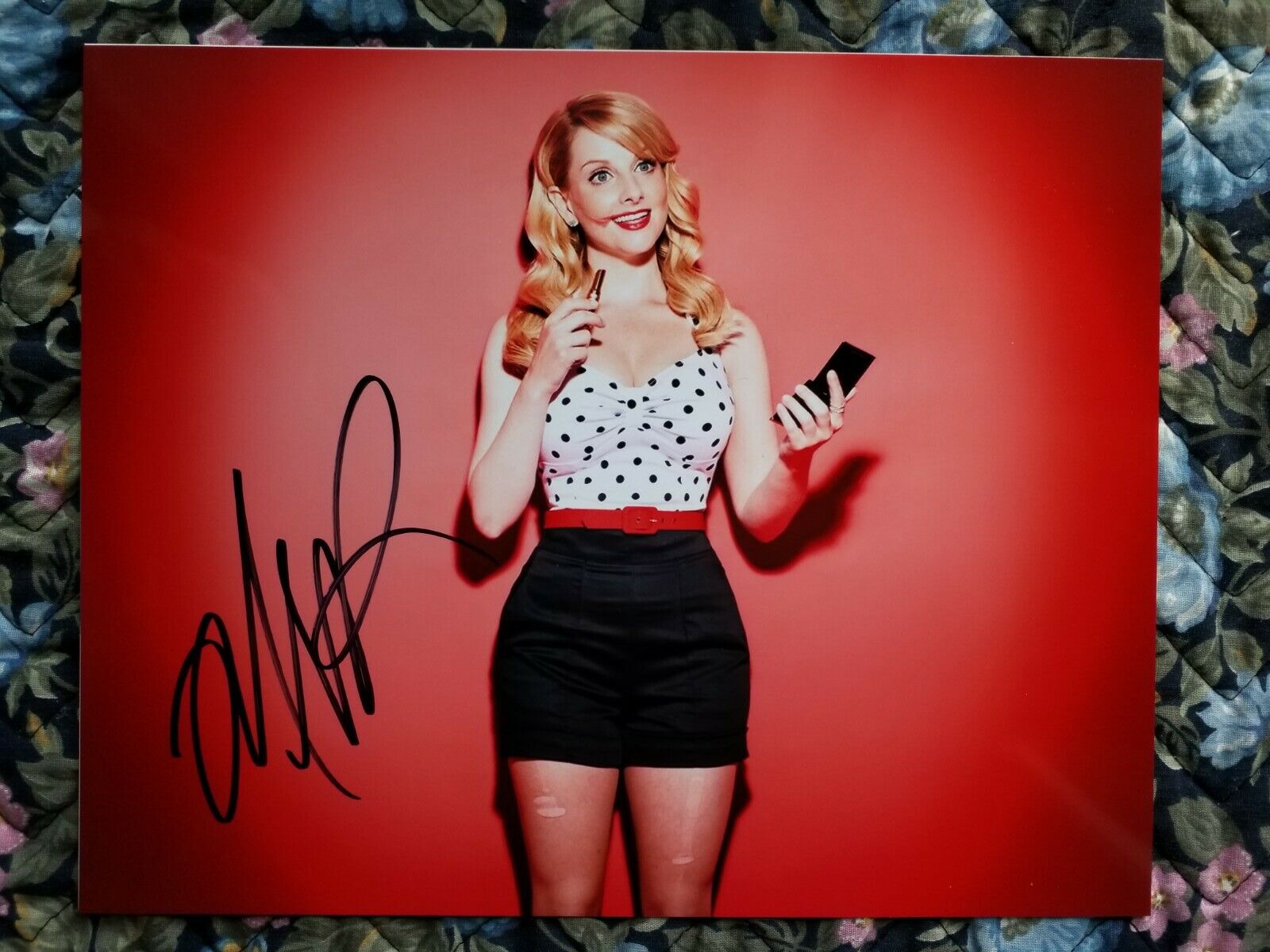 Autographed Melissa Rauch Authentic Signed 8 x 10 Photo Poster painting The Big Bang Theory Nice