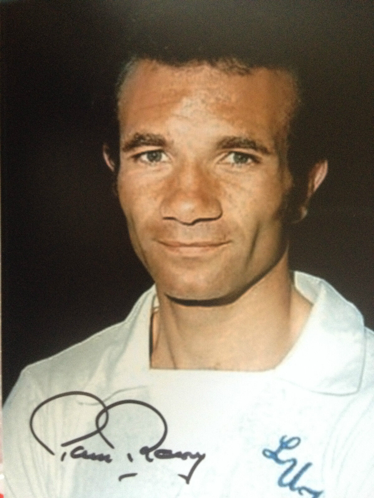 PAUL REANEY - FORMER LEEDS UTD FOOTBALLER - STUNNING SIGNED COLOUR Photo Poster paintingGRAPH