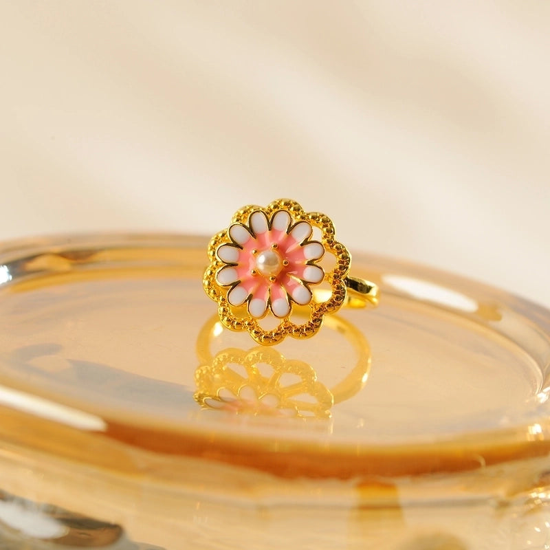 Copper 18K Gold Plated Casual Elegant Luxurious Plating Inlay Chrysanthemum Beads Rings