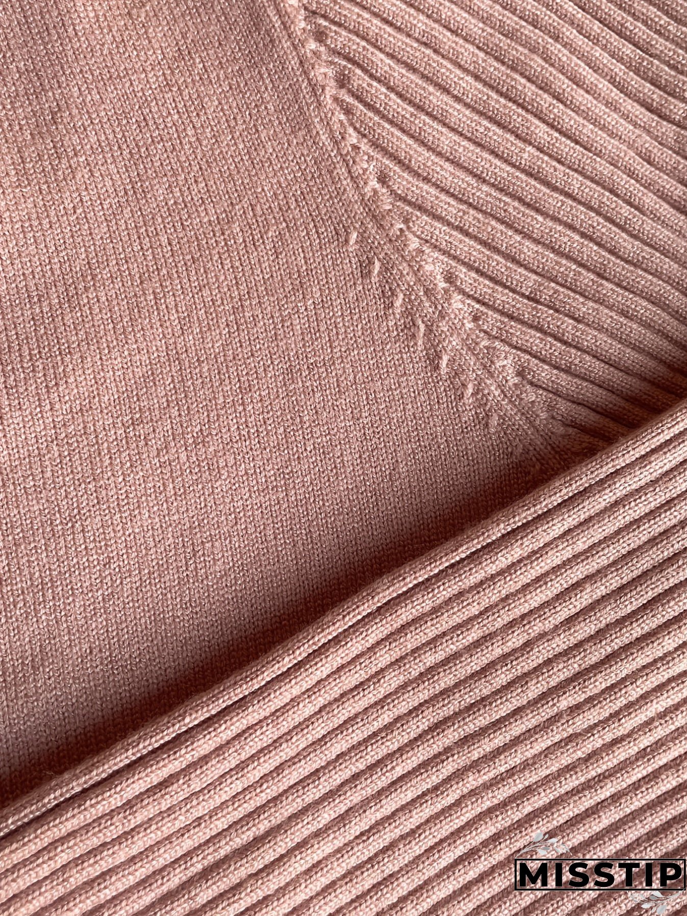 Modern and Fashionable Sweater