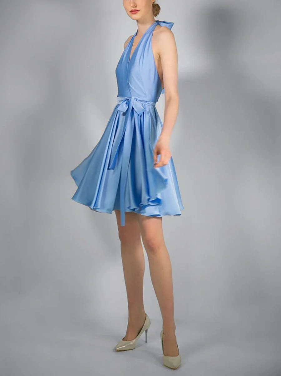 Solid halterneck backless mini dress