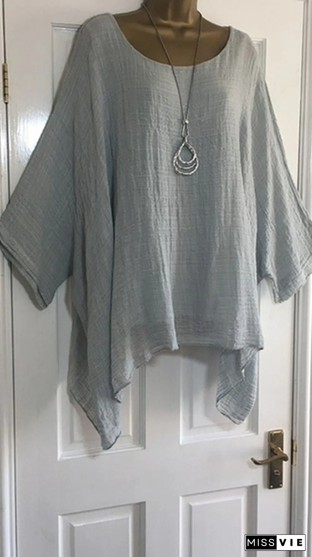 Autumn Fashion Batwing Sleeve Solid Color Plus Size Loose O-neck Casual Blouse Top