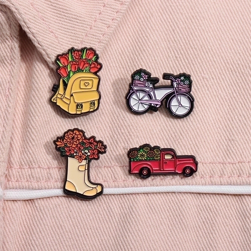 Cartoon Style Cute Cowboy Style Motorcycle Cup Flower Alloy Stoving Varnish Plating Unisex Brooches