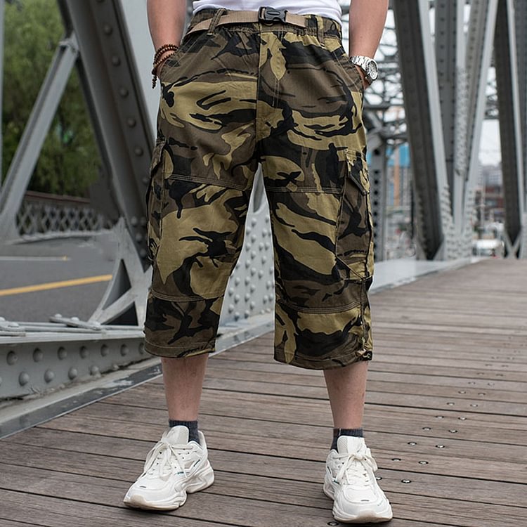 Men's Loose Multi-pocket Camouflage Overalls Cotton 7-point Pants