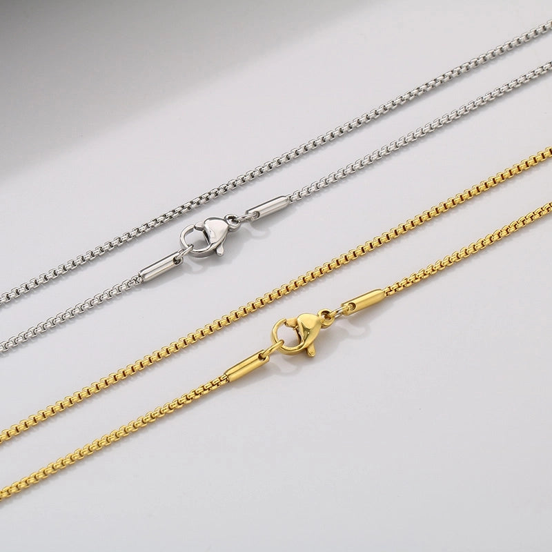 Fashion Classics Square Pearl Chain Men’s And Women’s Titanium Steel Necklace