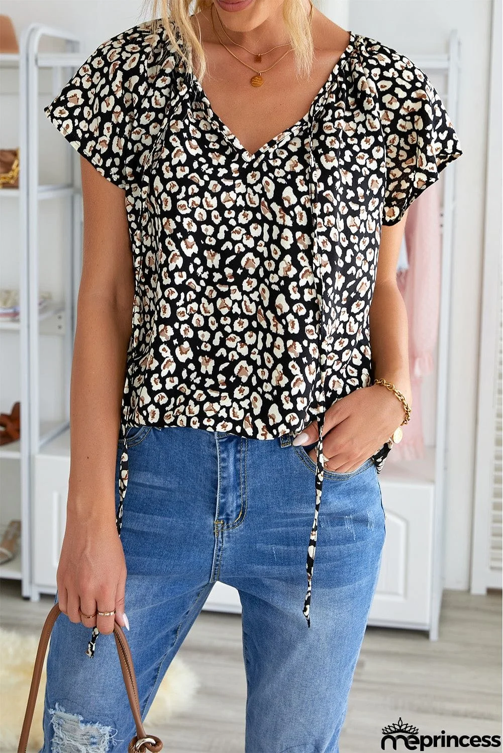 V-neck Short Sleeve Fashion Print Fantasy Fluttering Blouse