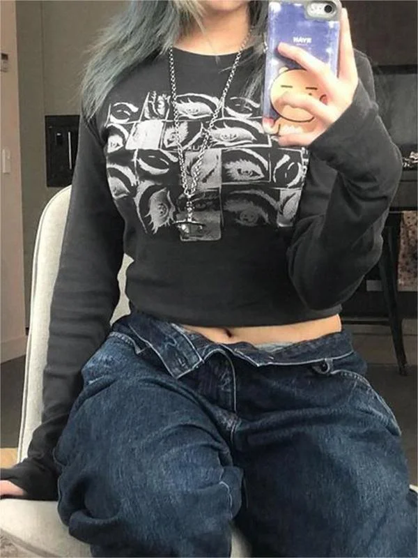 Brownm Eye Graphic Long Sleeve Crop Top