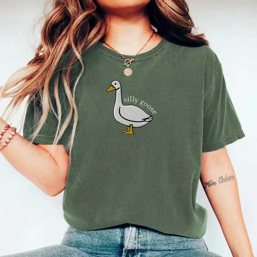 Eagerlys Silly Goose Embroidered  T-shirt Eagerlys