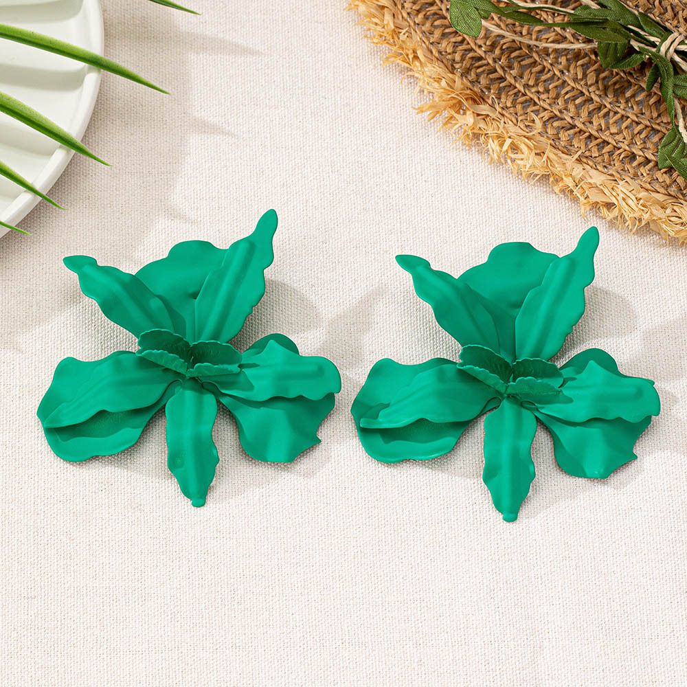 Irregular Petal Flower Shape Earrings