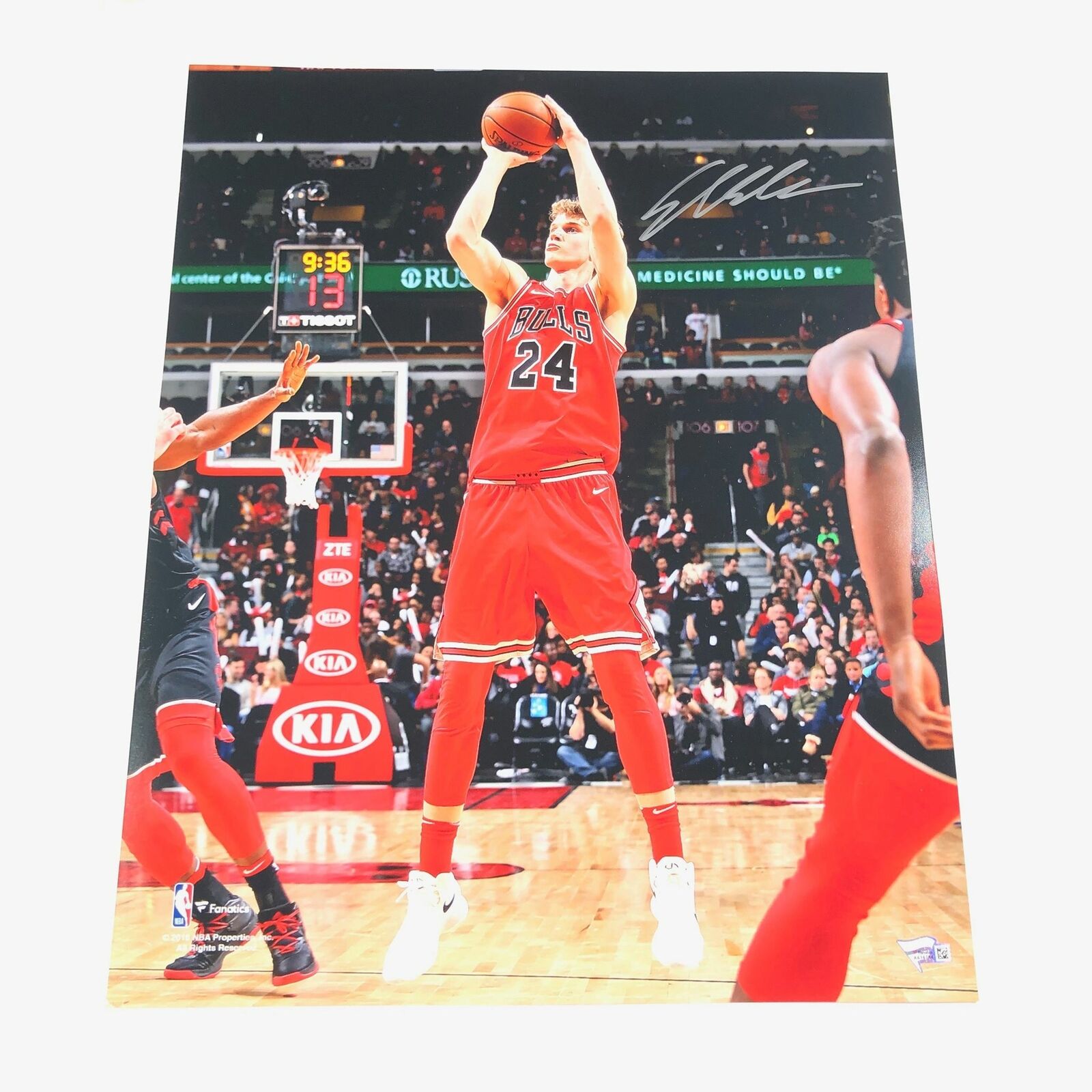 LAURI MARKKANEN signed 16x20 Photo Poster painting Fanatics Chicago Bulls Autographed