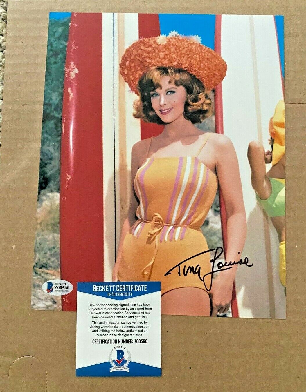 TINA LOUISE SIGNED GILLIGANS ISLAND 8X10 Photo Poster painting BECKETT CERTIFIED #7