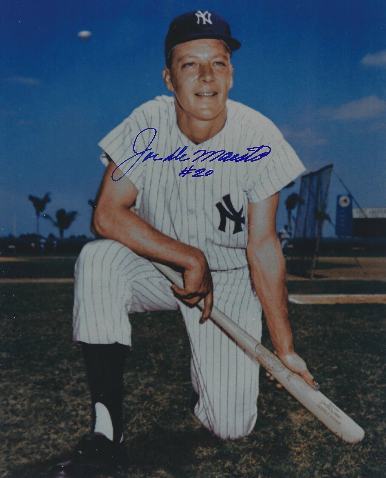 Signed 8x10 JOE DEMAESTRI New York Yankees Autographed Photo Poster painting - COA