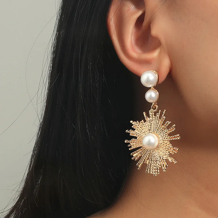 cold style floral creative pearl sun flower earrings