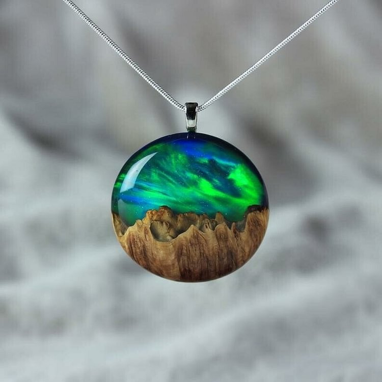 NORTHERN LIGHTS OPAL NECKLACE--A SPECIAL HOLIDAY GIFT FOR YOUR LOVED ONES💕 socialshop