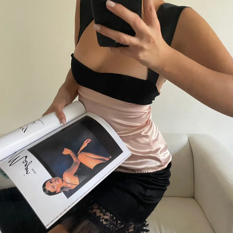 Uveng Uveng Summer New Fashion Sexy Backless Color Slim Slim Short Sleeveless Vest Woman