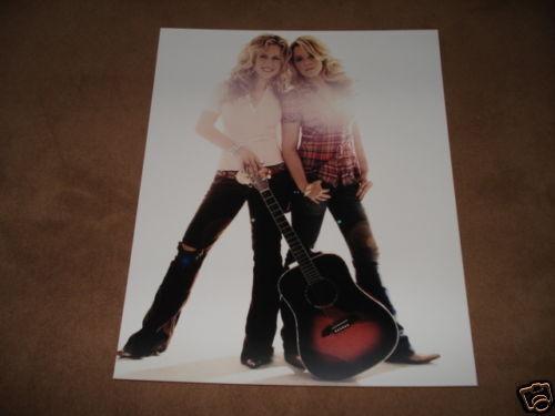 Bombshell Sexy Live Promo 8x10 Color Music Photo Poster painting