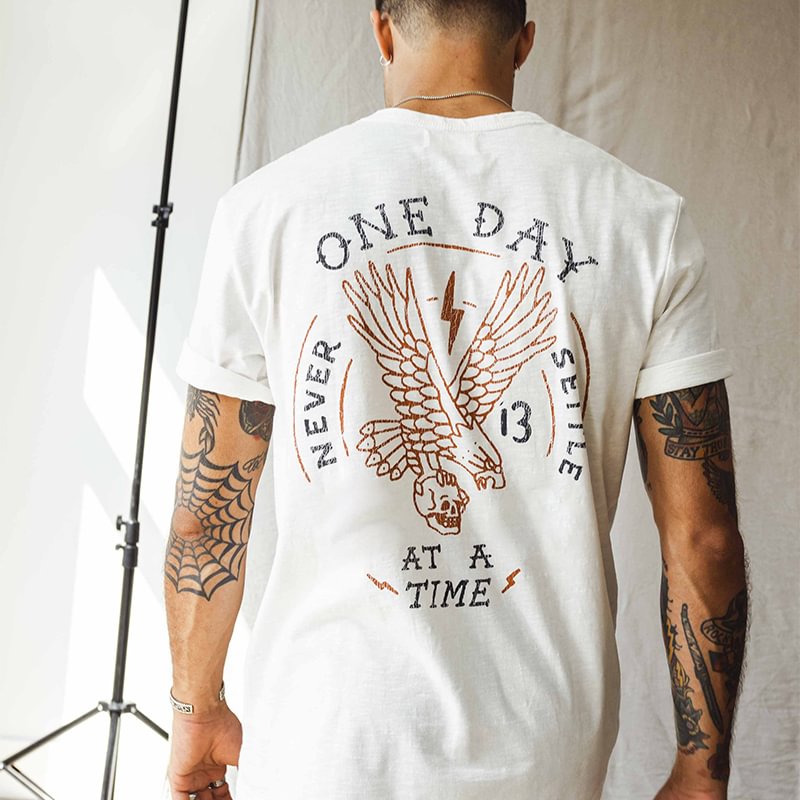 Domineering eagle letter print men's loose T-shirt -  