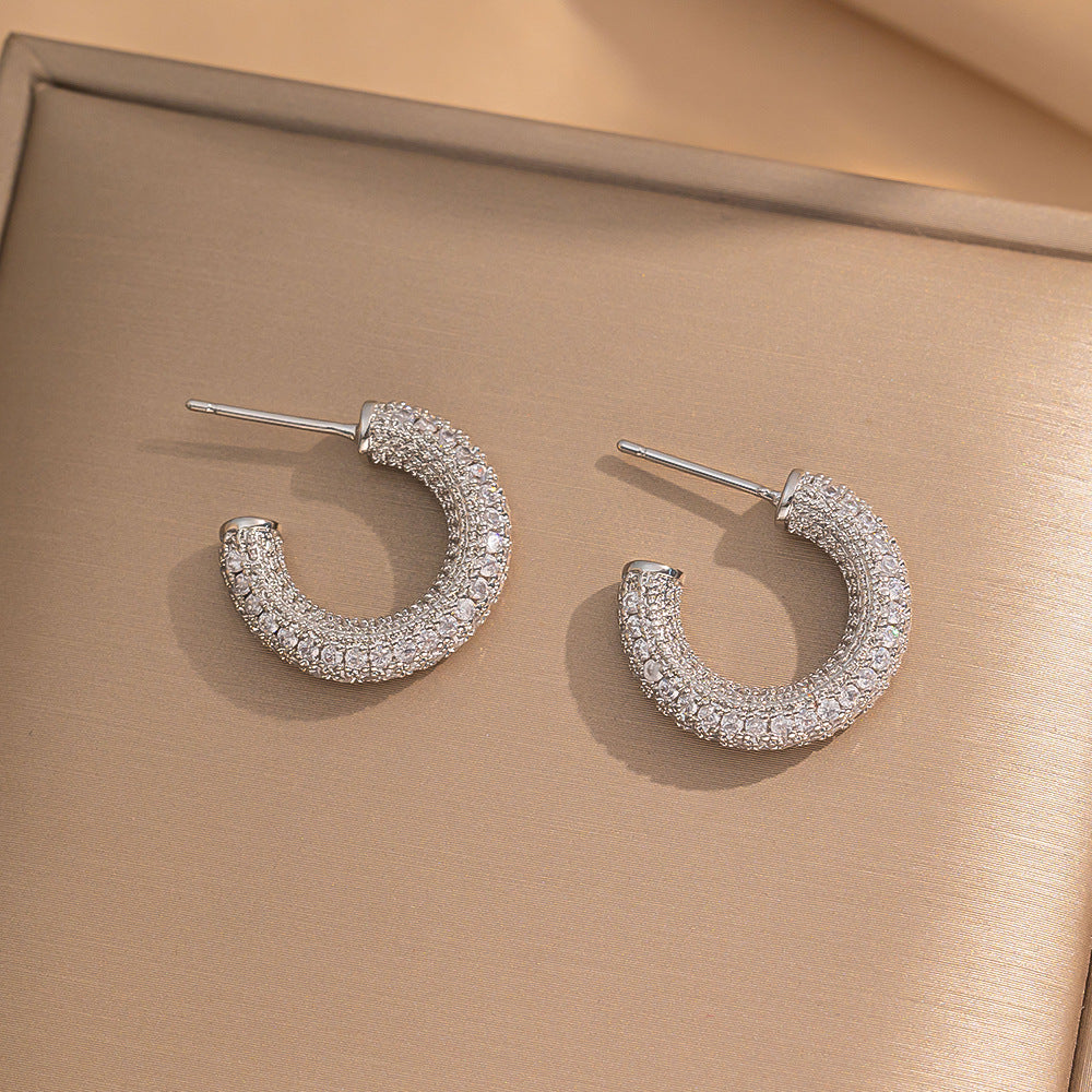 2 Pieces Moderate Luxury Flower Copper Diamond Inlay Stud Earrings