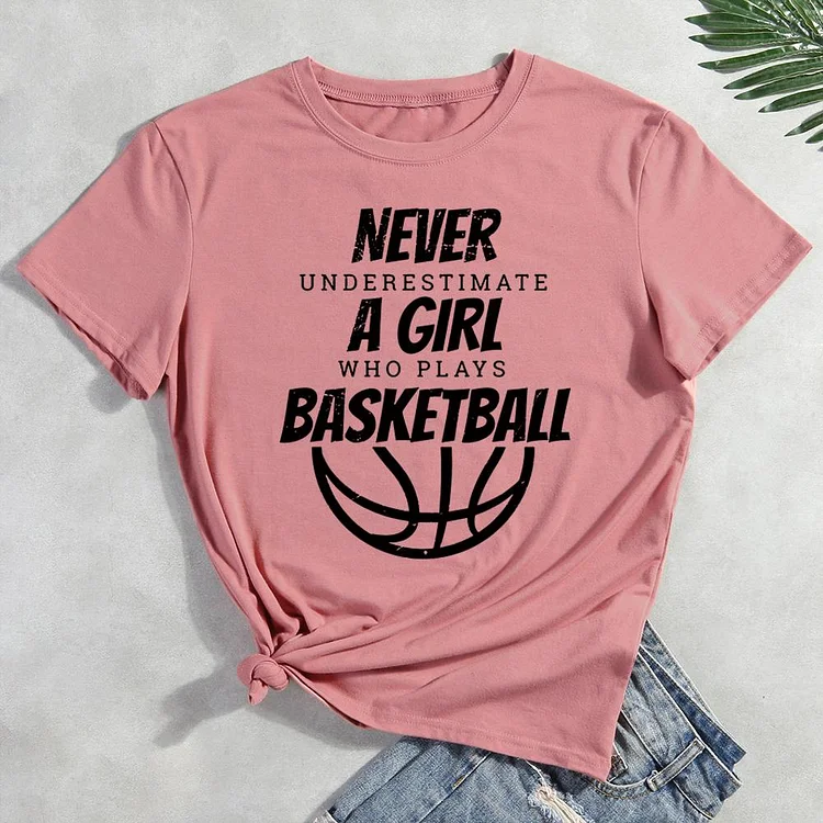 AL™ Never underestimate a girl T-Shirt-011860-Annaletters